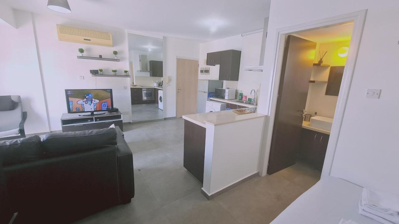 Apartment Universal *
